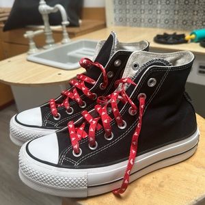 Converse platform size of 5.5 women